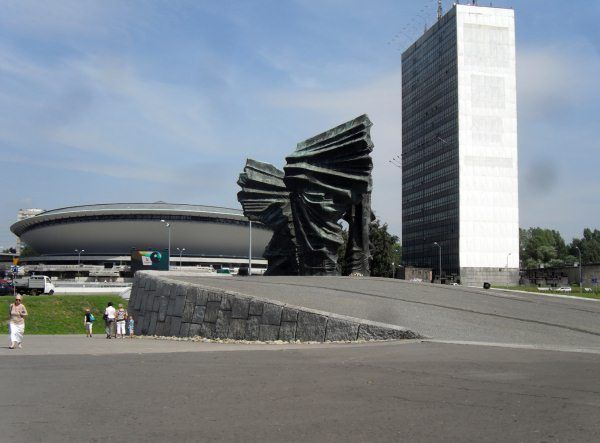 Оуэн Хазерли - На площади. В поисках общественных пространств постсоветского города