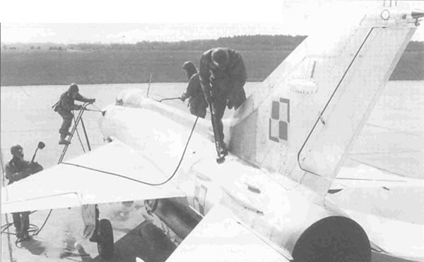 С. Иванов - МиГ-21. Особенности модификаций и детали конструкции. Часть 1