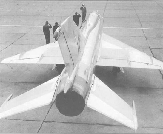 С. Иванов - МиГ-21. Особенности модификаций и детали конструкции. Часть 1