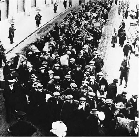 Кристер Йоргенсен - Гитлеровская машина шпионажа. Военная и политическая...