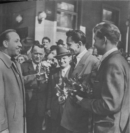 Иржи Ганзелка, Мирослав Зикмунд - Африка грёз и действительности. Том 1