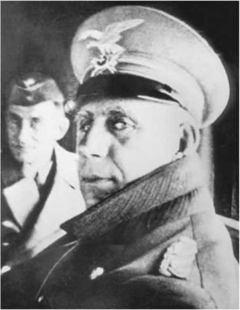 Кристер Йоргенсен - Гитлеровская машина шпионажа. Военная и политическая...