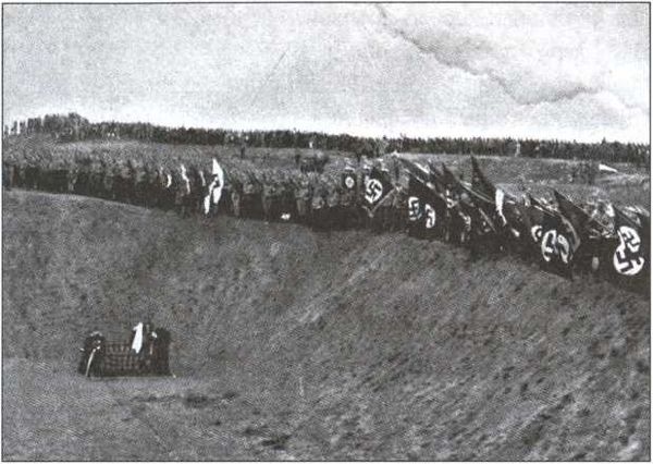 Константин Семенов - Политические солдаты Гитлера