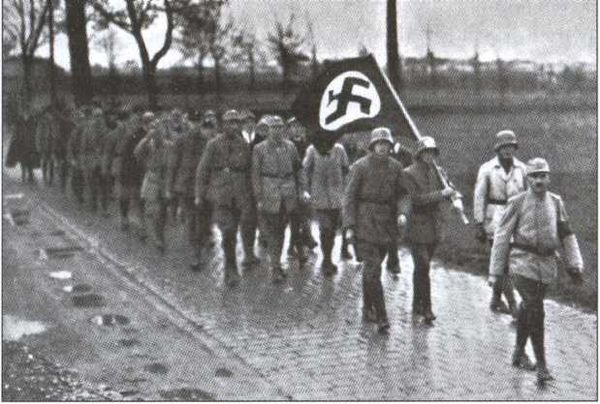 Константин Семенов - Политические солдаты Гитлера