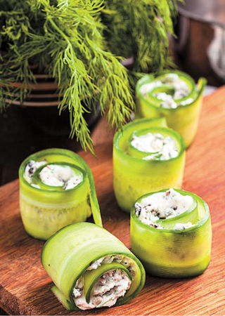 Алена Богданова - Аппетитные рулеты. Мясные. Рыбные. Грибные. Овощные. Сырные