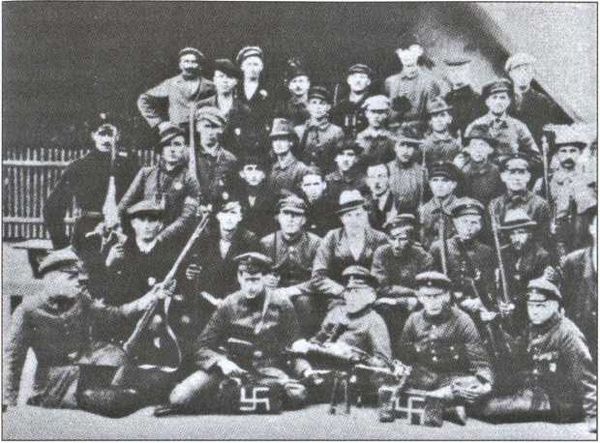 Константин Семенов - Политические солдаты Гитлера