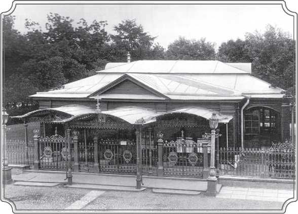 Наум Синдаловский - История Петербурга в преданиях и легендах