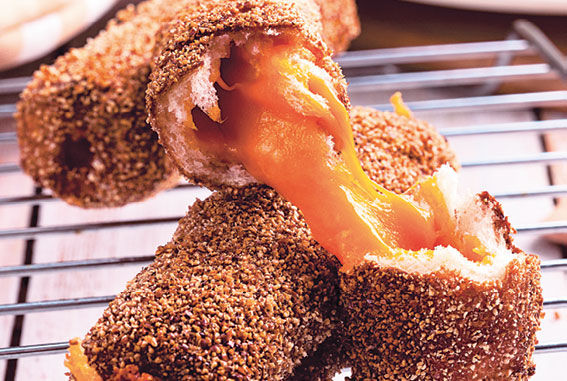 Алена Богданова - Аппетитные рулеты. Мясные. Рыбные. Грибные. Овощные. Сырные