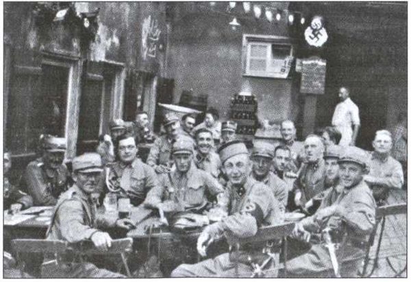 Константин Семенов - Политические солдаты Гитлера