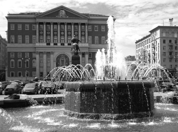 Ирина Сергиевская - Москва парадная. Тайны и предания Запретного города