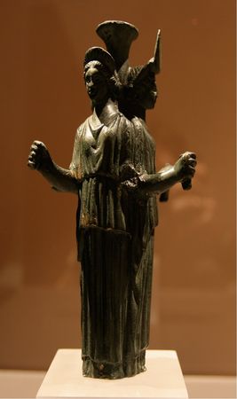 Олег Воскобойников - Тысячелетнее царство (300-1300). Очерк христианской...