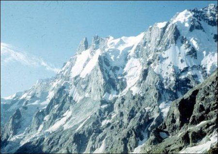 Евгений Буянов - Стихий безумные удары