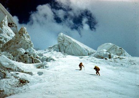 Евгений Буянов - Стихий безумные удары