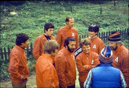 Евгений Буянов - Стихий безумные удары