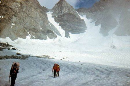 Евгений Буянов - Стихий безумные удары