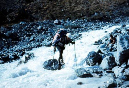 Евгений Буянов - Стихий безумные удары