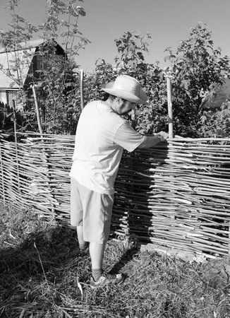 Иван Никитко - Забор, ограда, калитка на дачном участке. Строим своими руками