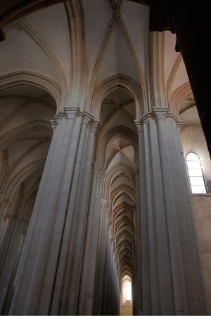 Олег Воскобойников - Тысячелетнее царство (300-1300). Очерк христианской...