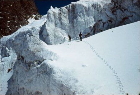 Евгений Буянов - Стихий безумные удары