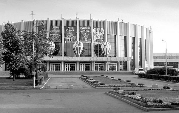 Сергей Петров - На берегах реки Ждановки