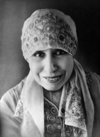 Мать, Шри Ауробиндо - Об истинной красоте. Из работ Шри Ауробиндо и Матери