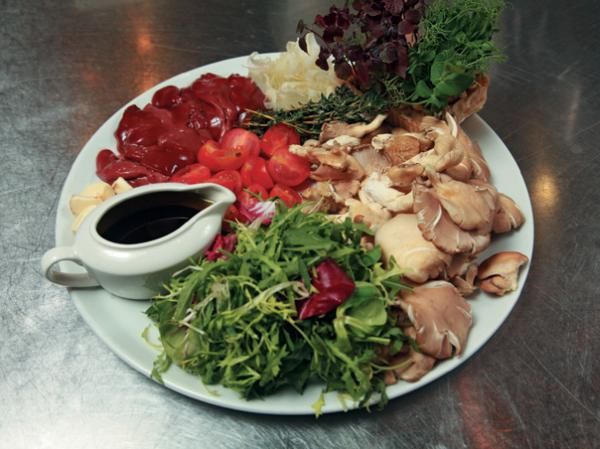 Коллектив авторов - Готовим грибы