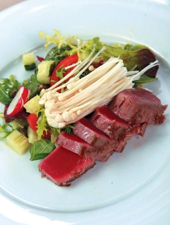 Коллектив авторов - Готовим грибы