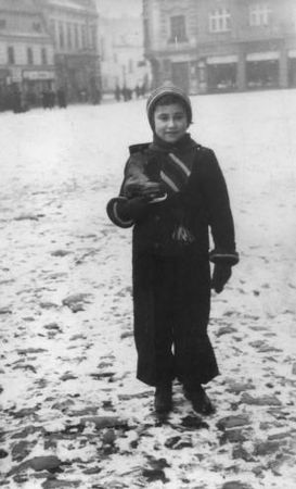 Елена Макарова - Вещность и вечность