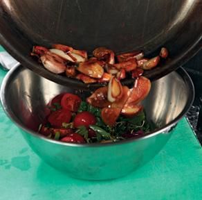 Коллектив авторов - Готовим грибы