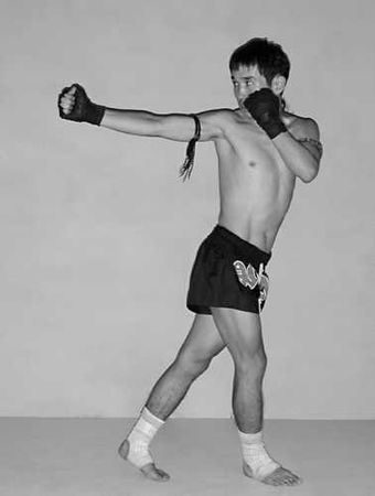 Бим Бэкман, Аман Атилов - Бойцовский клуб: боевой фитнес для мужчин