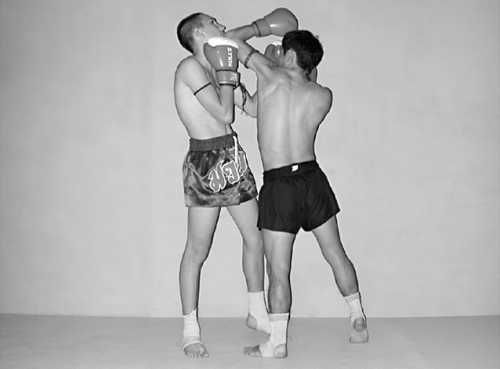 Бим Бэкман, Аман Атилов - Бойцовский клуб: боевой фитнес для мужчин