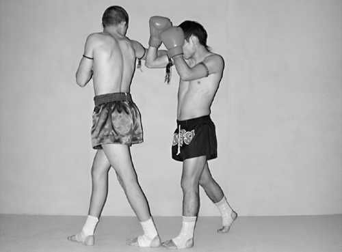 Бим Бэкман, Аман Атилов - Бойцовский клуб: боевой фитнес для мужчин