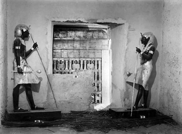 Анатолий Бернацкий - 100 великих мистических тайн