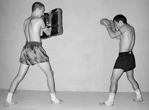 Бим Бэкман, Аман Атилов - Бойцовский клуб: боевой фитнес для мужчин