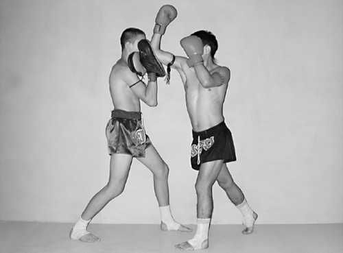 Бим Бэкман, Аман Атилов - Бойцовский клуб: боевой фитнес для мужчин