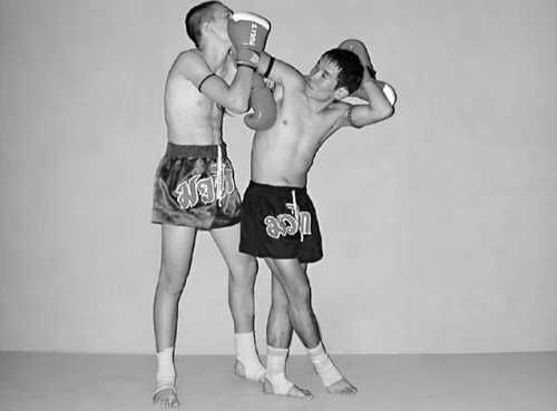 Бим Бэкман, Аман Атилов - Бойцовский клуб: боевой фитнес для мужчин