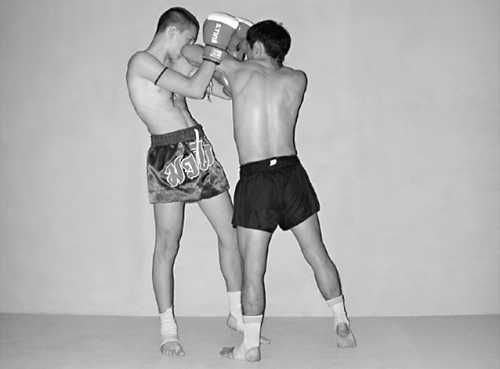 Бим Бэкман, Аман Атилов - Бойцовский клуб: боевой фитнес для мужчин