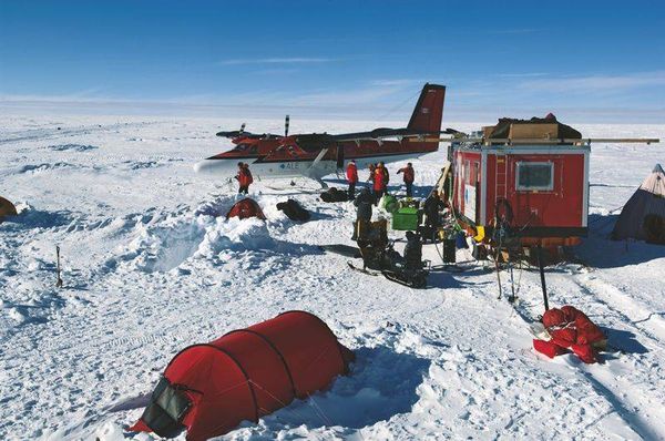 Тьерри Мейер, Шарль Бюффе - 8 полюсов Фредерика Паулсена. Путешествие в мир холода