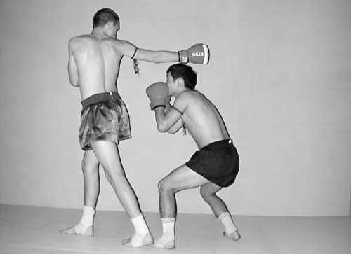 Бим Бэкман, Аман Атилов - Бойцовский клуб: боевой фитнес для мужчин