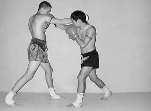 Бим Бэкман, Аман Атилов - Бойцовский клуб: боевой фитнес для мужчин