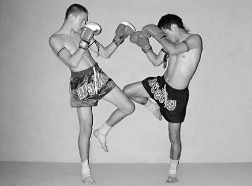 Бим Бэкман, Аман Атилов - Бойцовский клуб: боевой фитнес для мужчин