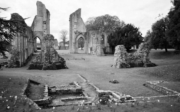 Анатолий Бернацкий - 100 великих мистических тайн