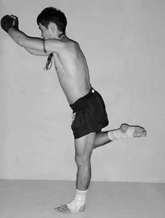 Бим Бэкман, Аман Атилов - Бойцовский клуб: боевой фитнес для мужчин