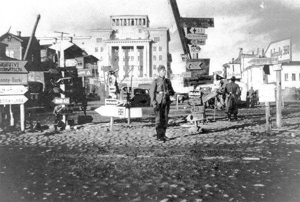 Дмитрий Жуков, Иван Ковтун - РННА. Враг в советской форме