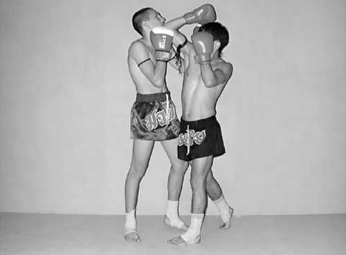 Бим Бэкман, Аман Атилов - Бойцовский клуб: боевой фитнес для мужчин