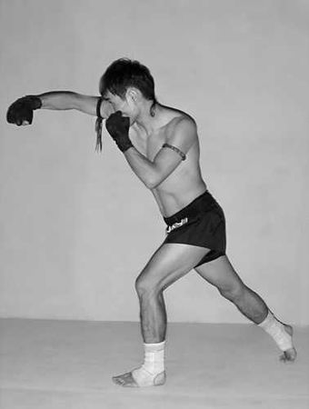 Бим Бэкман, Аман Атилов - Бойцовский клуб: боевой фитнес для мужчин