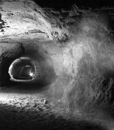 Анатолий Бернацкий - 100 великих мистических тайн