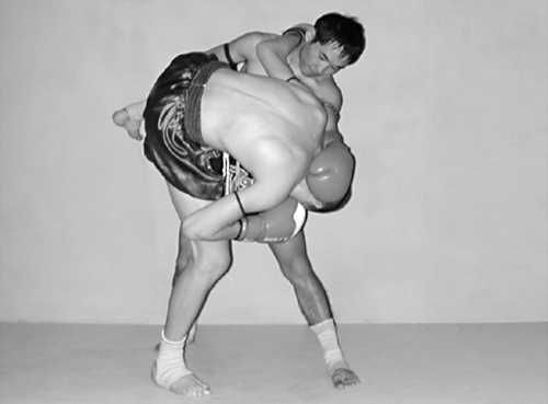 Бим Бэкман, Аман Атилов - Бойцовский клуб: боевой фитнес для мужчин