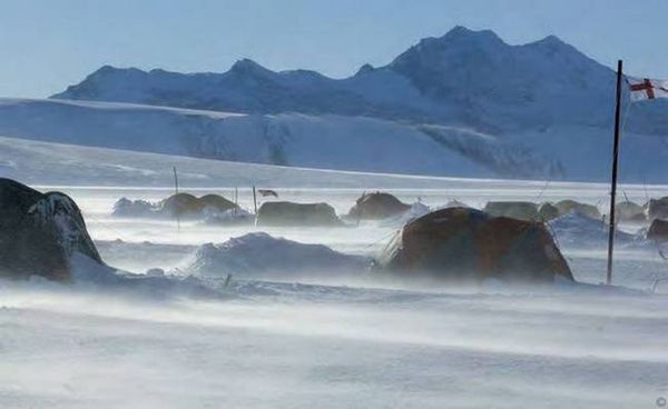 Тьерри Мейер, Шарль Бюффе - 8 полюсов Фредерика Паулсена. Путешествие в мир холода