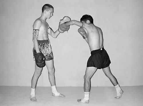 Бим Бэкман, Аман Атилов - Бойцовский клуб: боевой фитнес для мужчин